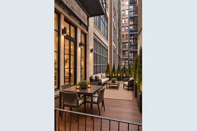 6 W 20th Street #2, New York City, NY 10011 - Photo 2