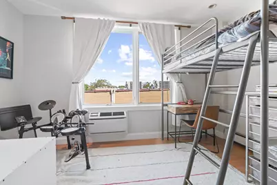 11 Terrace Place #3D, New York City, NY 11218 - Photo 6