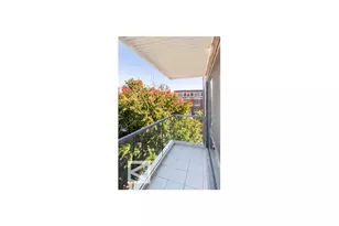 27-05 41st Ave, New York City, NY 11101 - Photo 6
