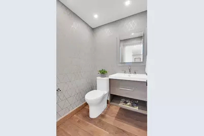 188 E 64th Street #3302, New York, NY 10065 - Photo 8