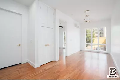 133 Brown Place #808, New York City, NY 10454 - Photo 2