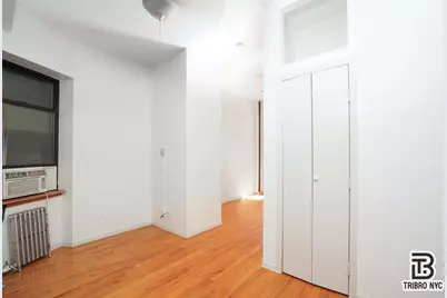 406 W 48th Street #RE, New York, NY 10036 - Photo 4
