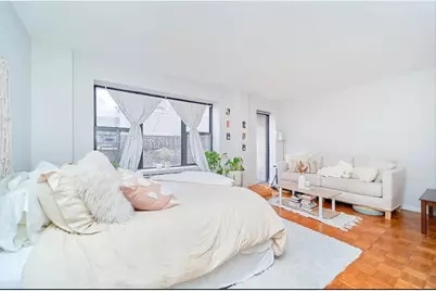 337 W 43rd Street #3DD, New York City, NY 10036 - Photo 4