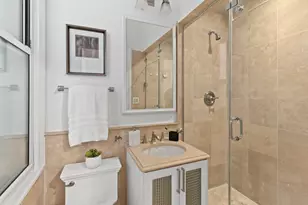 171 W 57th St, New York City, NY 10019 - Photo 8