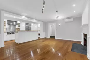 27 W 10th St, New York, NY 10011 - Photo 2