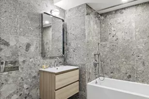 256 N 9th St, Brooklyn, NY 11211 - Photo 8