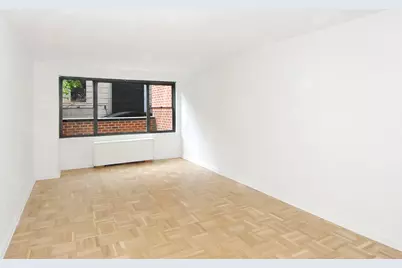 301 E 64th Street #2E, New York, NY 10065 - Photo 2