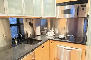 420 W 46th St, New York City, NY 10036 - Photo 6