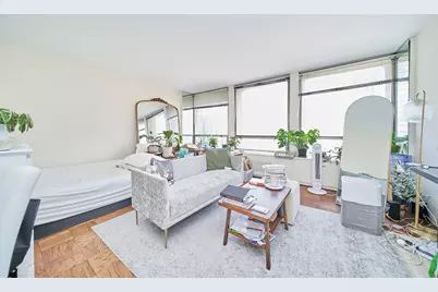 300 E 33rd Street #16G, New York City, NY 10016 - Photo 2
