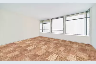 300 E 33rd Street #16G, New York City, NY 10016 - Photo 4