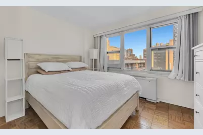 305 E 24th Street #10-L, New York City, NY 10010 - Photo 2