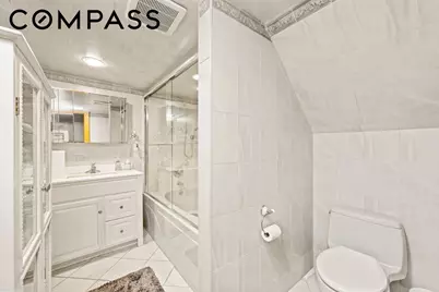 94 Giffords Lane, New York, NY 10308 - Photo 14