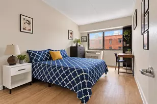535 W 52nd St, New York City, NY 10019 - Photo 6