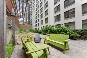 535 W 52nd St, New York City, NY 10019 - Photo 10