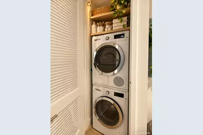 500 W 45th Street #209, New York, NY 10036 - Photo 8