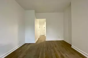 343 W 21st St, New York, NY 10011 - Photo 4