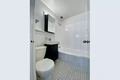 343 W 21st Street #3A, New York City, NY 10011 - Photo 4