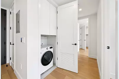 37-34 33rd Street #6-D, New York City, NY 11101 - Photo 10