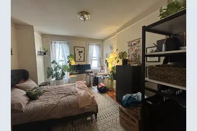 330 E 76th Street #4W, New York City, NY 10021 - Photo 1