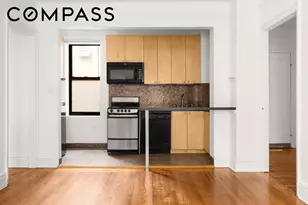 253 W 16th St, New York, NY 10011 - Photo 2