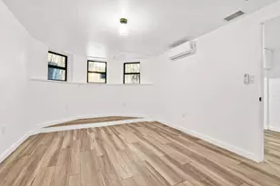 59-12 Madison St, Ridgewood, NY 11385 - Photo 4
