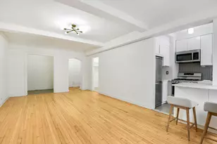 333 W 56th St, New York, NY 10019 - Photo 4