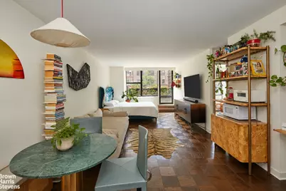 301 E 45th Street #2F, New York, NY 10017 - Photo 4
