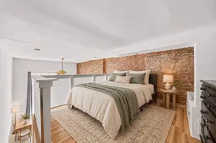 221 W 14th St, New York, NY 10011 - Photo 4