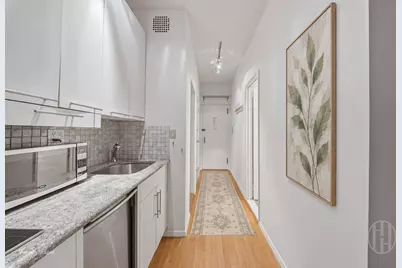 221 W 14th Street #1B, New York, NY 10011 - Photo 6