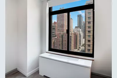 400 E 70th Street #1605, New York, NY 10021 - Photo 4