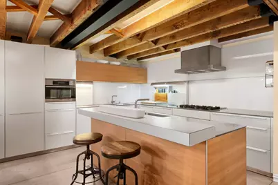 323 E 18th Street, New York, NY 10003 - Photo 6
