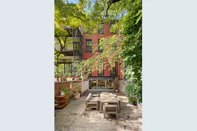 323 E 18th Street, New York, NY 10003 - Photo 8