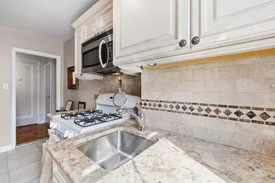 60 Knolls Crescent #10-L, Bronx, NY 10463 - Photo 12