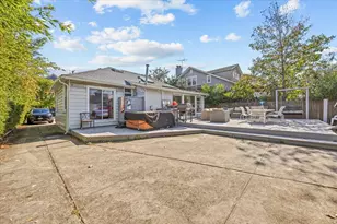 2-33 Beach 148th St, Neponsit, NY 11694 - Photo 18