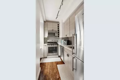 201 W 16th Street #9B, New York City, NY 10011 - Photo 4