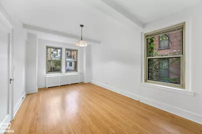 315 E 68th Street #2P, New York, NY 10065 - Photo 10