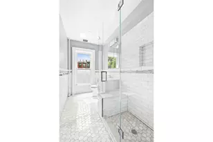 58 Downing St, New York City, NY 11238 - Photo 6