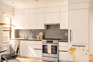 24-39 38th St, New York City, NY 11103 - Photo 2