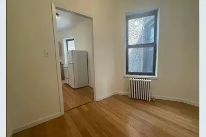 600 10th Avenue #4-RN, New York City, NY 10036 - Photo 2