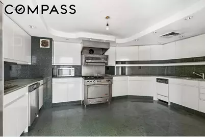 421 Hudson Street #PH805, New York City, NY 10014 - Photo 10