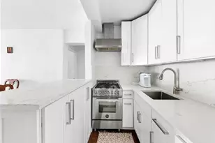 408 W 57th St, New York, NY 10019 - Photo 6