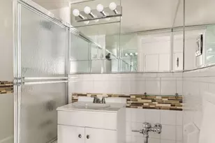 60 Remsen St, New York City, NY 11201 - Photo 8
