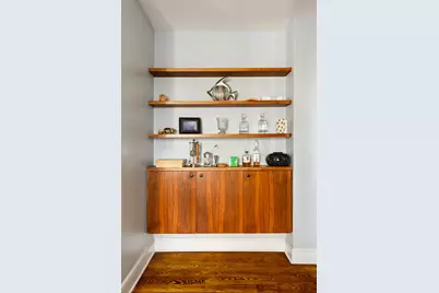 250 E 49th Street #22BA, New York, NY 10017 - Photo 10