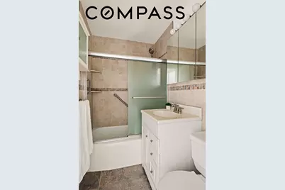 310 E 70th Street #12R, New York, NY 10021 - Photo 4