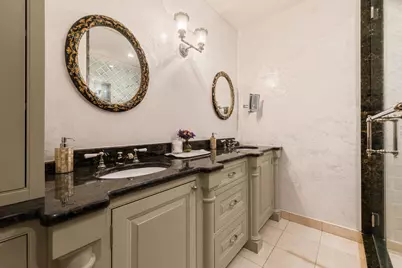 200 E 69th Street #4LM, New York City, NY 10021 - Photo 12