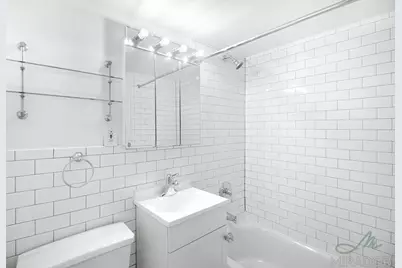 255 W 14th Street #2E, New York, NY 10011 - Photo 6