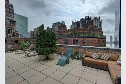 305 E 40th Street #6N, New York City, NY 10017 - Photo 12