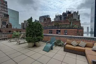 305 E 40th St, New York City, NY 10017 - Photo 12