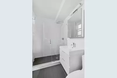 61 Jane Street #8J, New York, NY 10014 - Photo 8