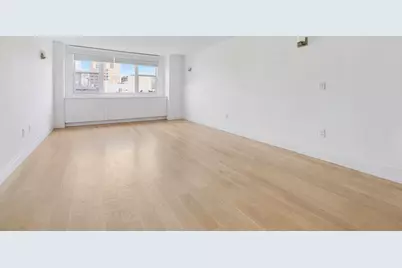 61 Jane Street #8J, New York, NY 10014 - Photo 10